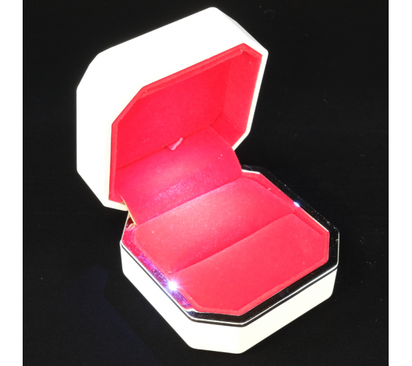 Moment Collection White/Red LED Ring Box 3" x 3" x 2"